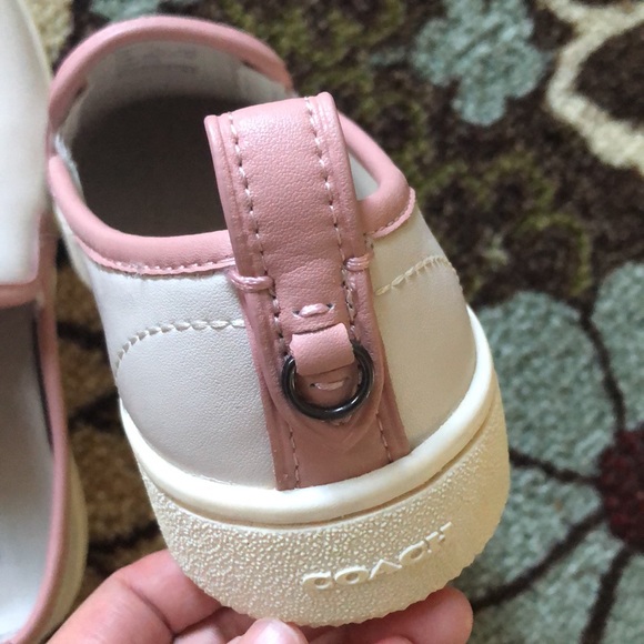 Coach leather shoe. just try it. A little big for me. - Picture 4 of 6